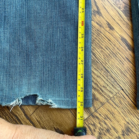 Victoria Beckham for Rock & Republic Jeans with Swarovski Crystal Crown - Picture 7 of 9